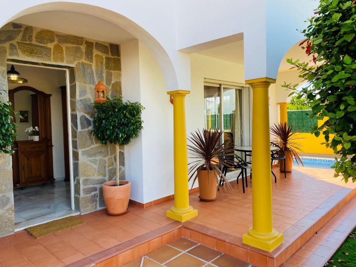 Guadalmina Bonita Con Piscina Playa 800m Villa